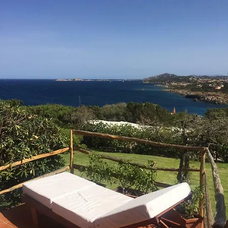 Casa Vacanza A Cala Corallina דירה *